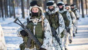 Finske soldater på øvelse. Med Sverige og Finland som NATO-medlemmer vil hele Norden være en del af alliancen. Foto: Finlands försvarsmakt.